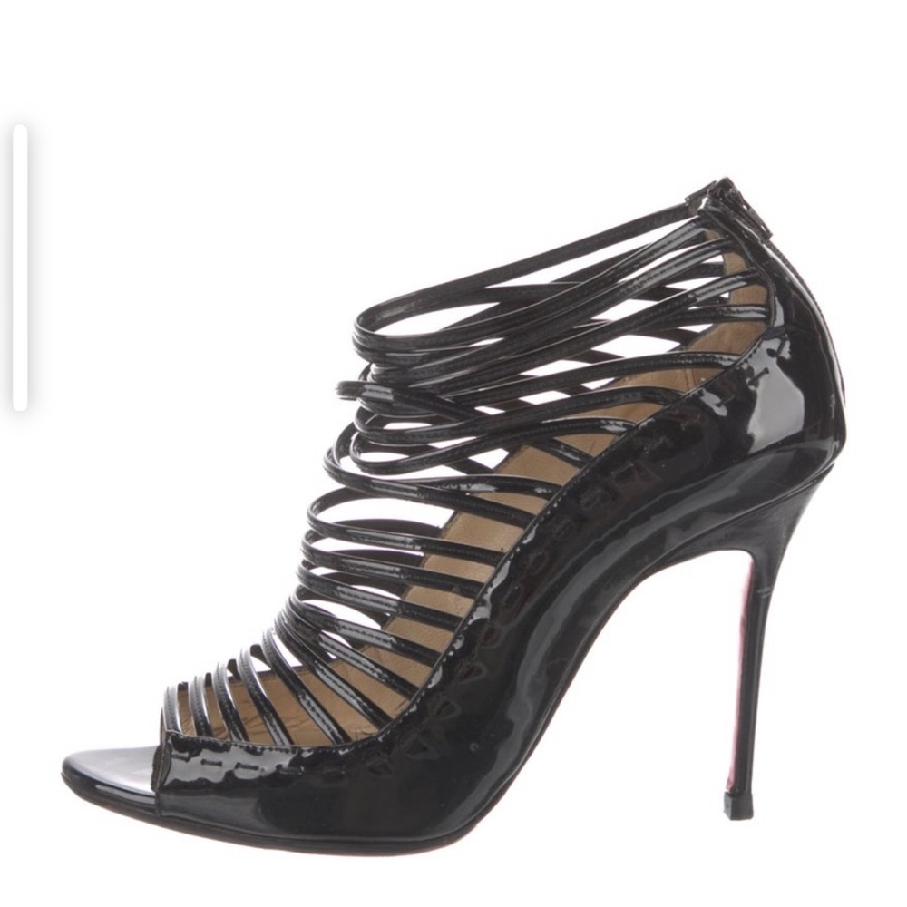 Elegant Black Strappy Heels - Picture 2 of 5